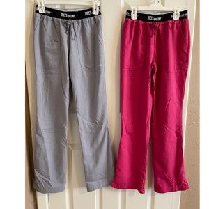 2 pairs Grey’s anatomy scrub pants XS